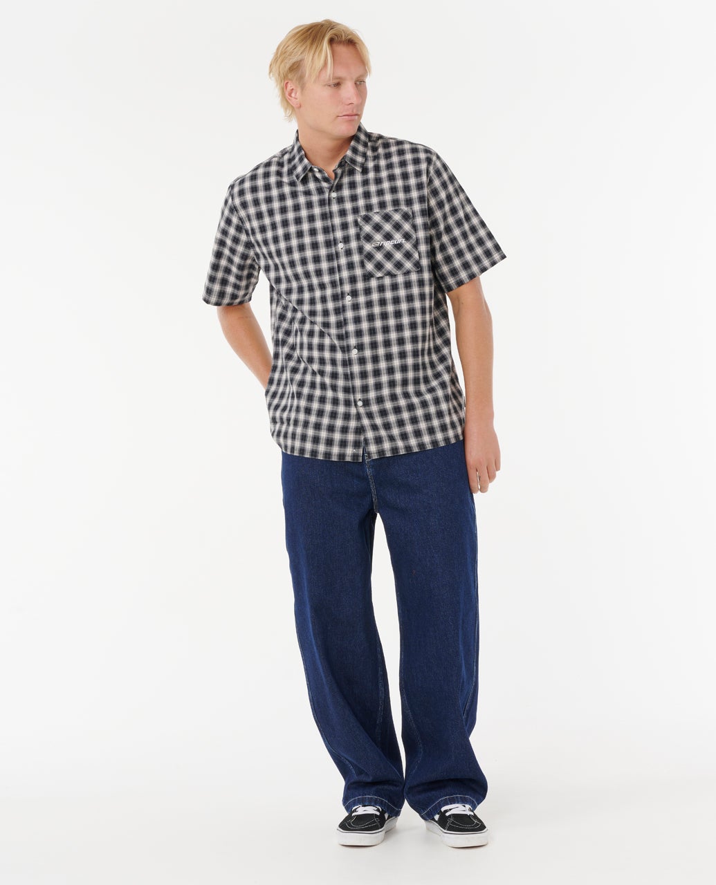 05VMSH_0090_4_1759121067000