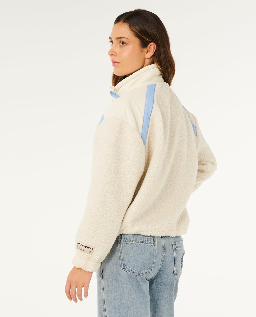 0C1WFL_3021_3_1759127173000