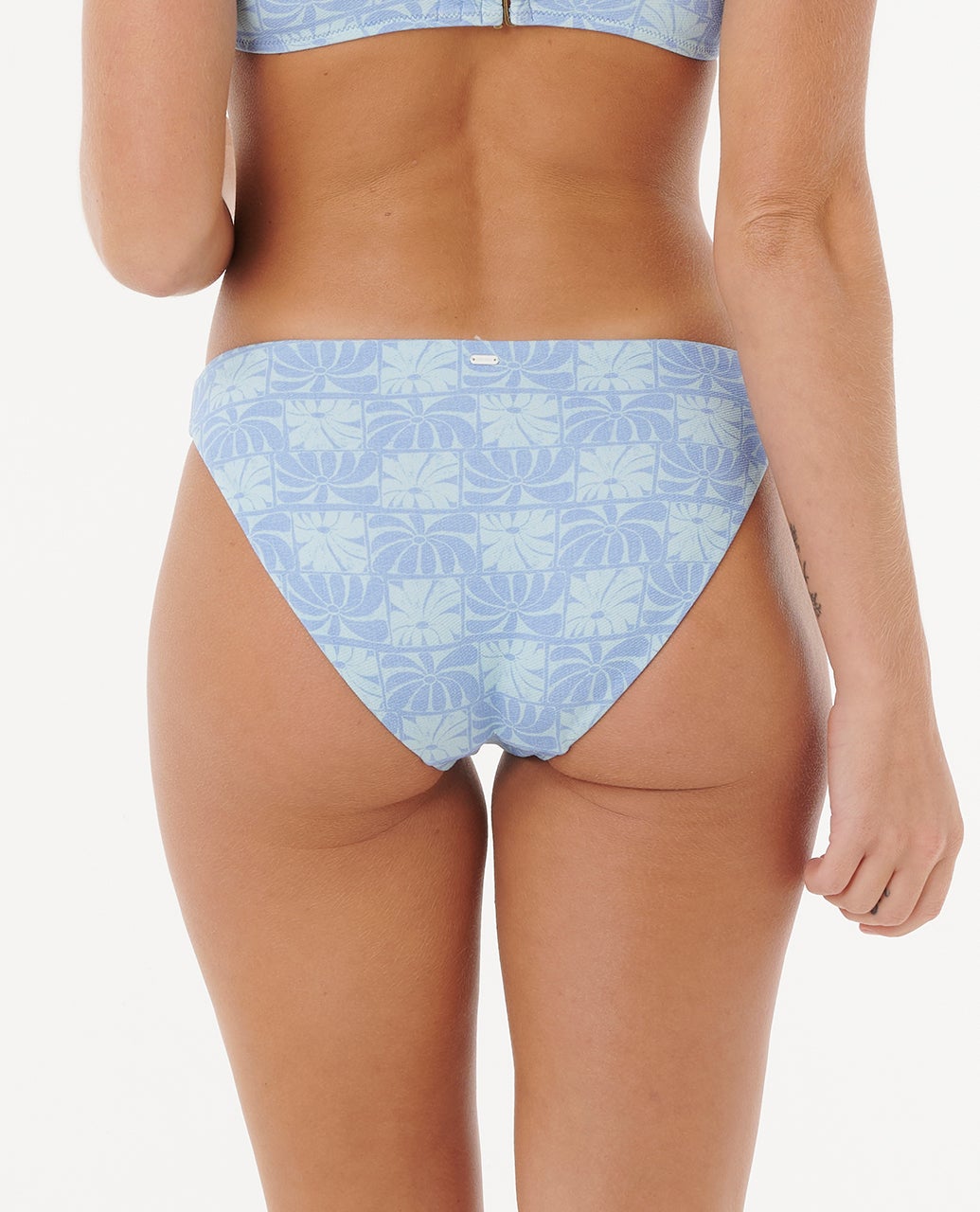 0RUWSW_0070_3_1759132854000